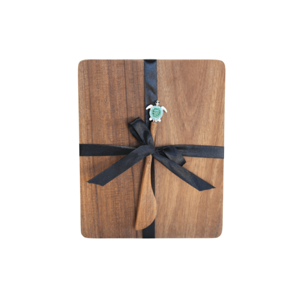 Acacia Cheeseboard w Turtle Spreader (Due Aug)